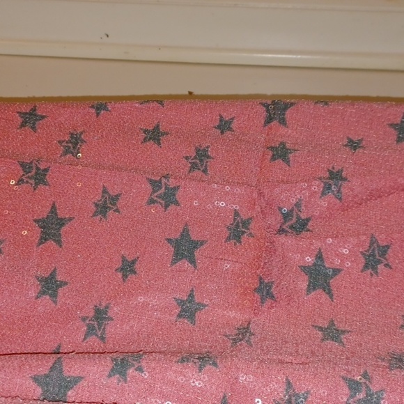 No Boundaries Sleeveless Tank Shiny Sequin Red With Stars - Size Small - Picture 4 of 7